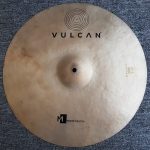VULCAN - WHITE MASTER CRASH 18"