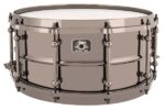 LUDWIG UNIVERSAL 14X6,5 BLACK TO BLACK BRASS LU6514DIR